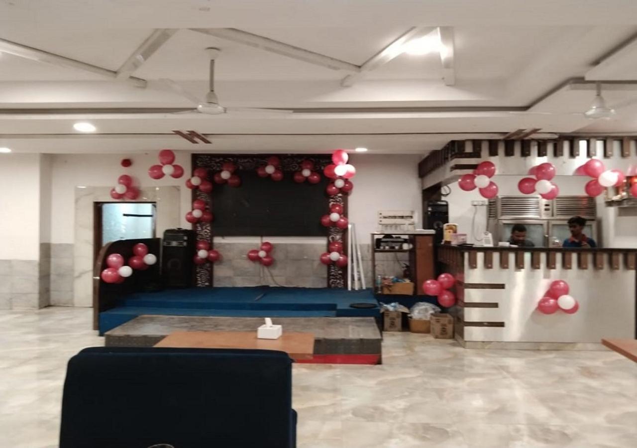 Hotel Metro Palace Resort Karjat Extérieur photo